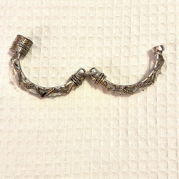 Ornate Two-Tone Bracelet Gold & Silver Rope,Gorgeous Magnetic-Clasp Elegant. - Picture 2 of 8